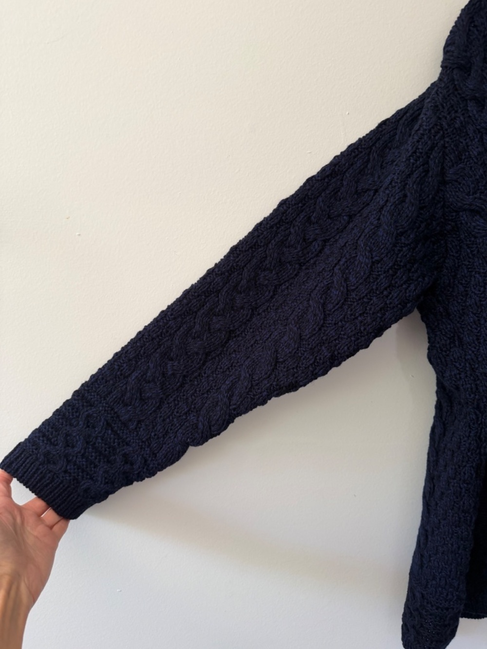 NWT Aran Crafts 100% Merino Wool Navy Cable Knit Zip Cardigan Heavy Wt. Pockets - Picture 7 of 10